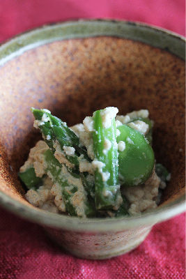 こぼれ梅と春野菜の白和え